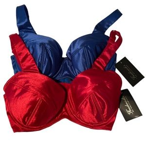 NWT Bundle Set Fredricks of Hollywood Bras Red & Blue